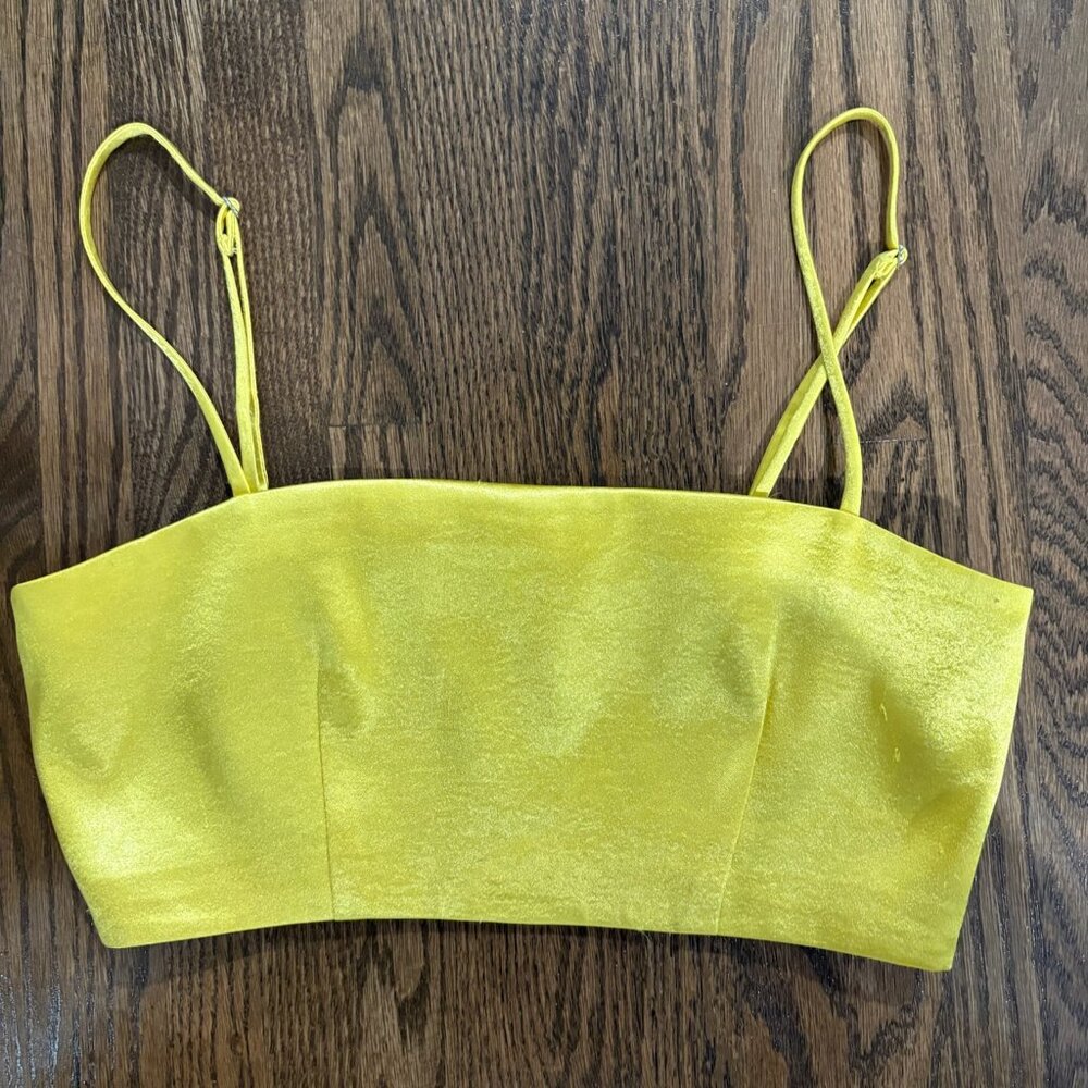 Cinq a sept size XS golden/yellow crop top